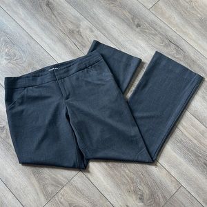 Women’s Dress Pants. Size 6